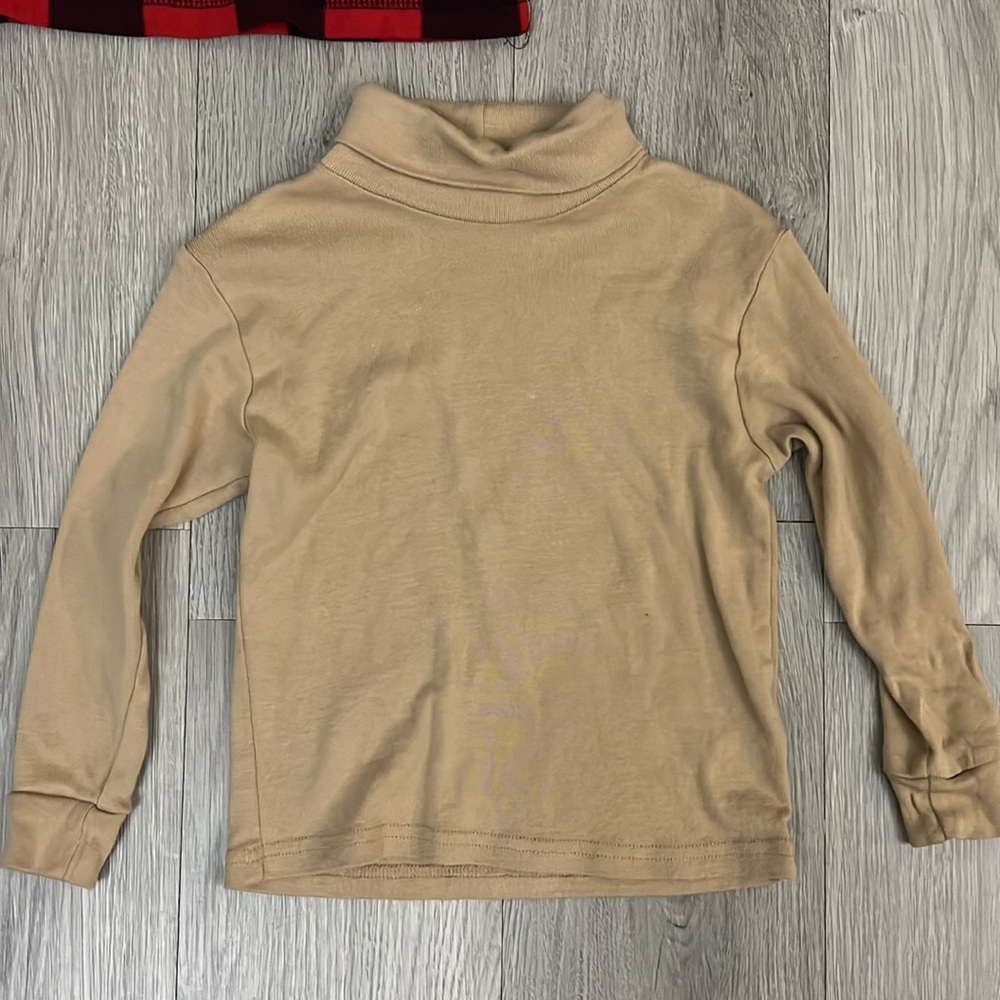 Bundle of 6❗️Grinch Sweater & Fleece 1/4 Zip Tops & Turtleneck-Size 3T - Picture 7 of 16
